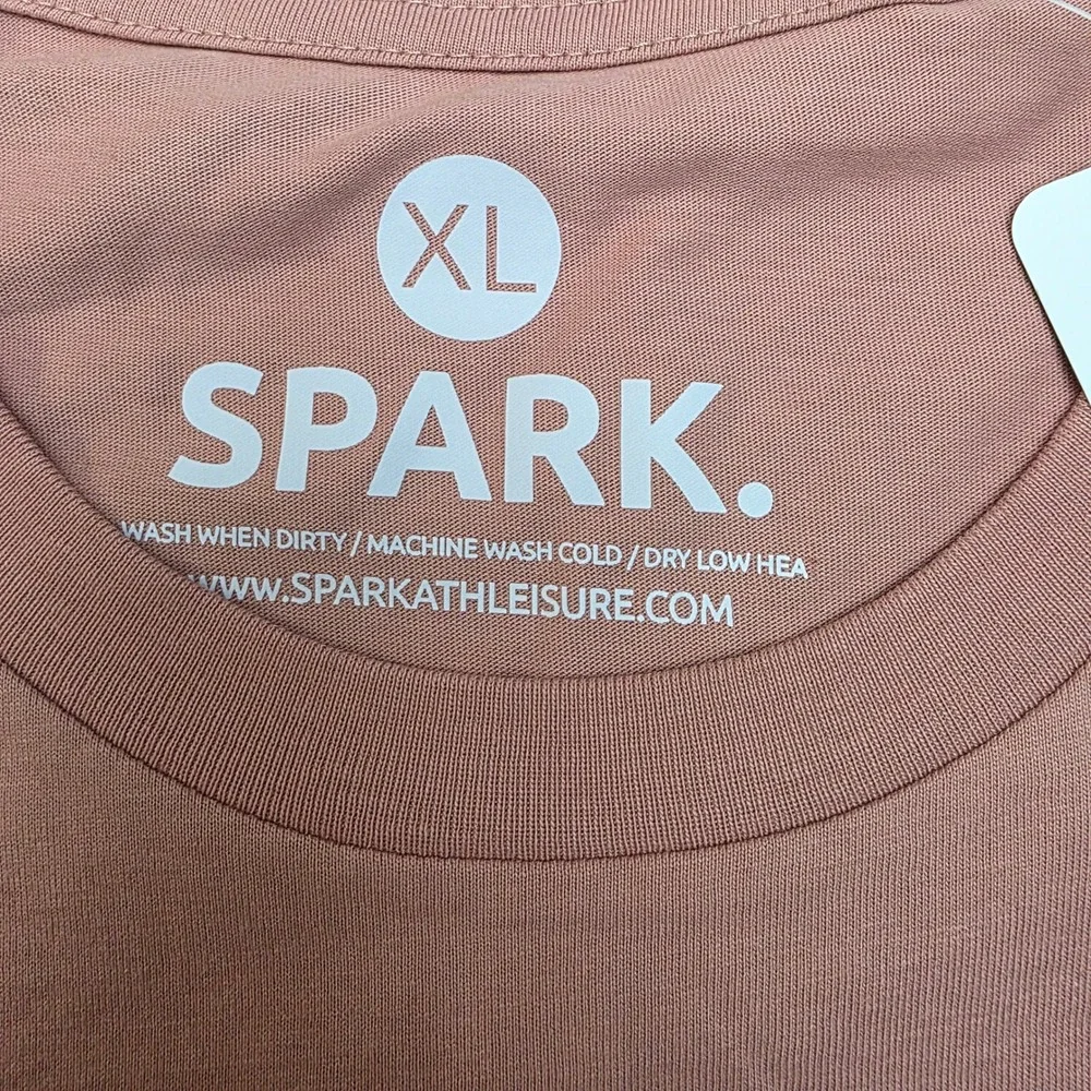 SPARK Mens Short Sleeve T Shirt XL Dust Rose Brandi Crew Neck‎ Casual
